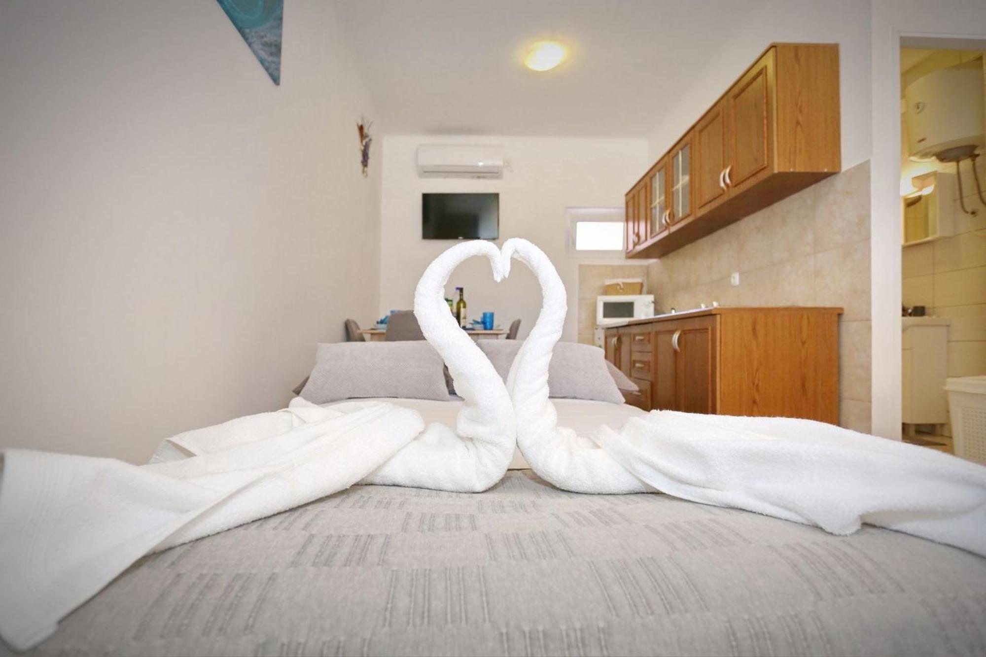 Apartments Marino Vir Εξωτερικό φωτογραφία